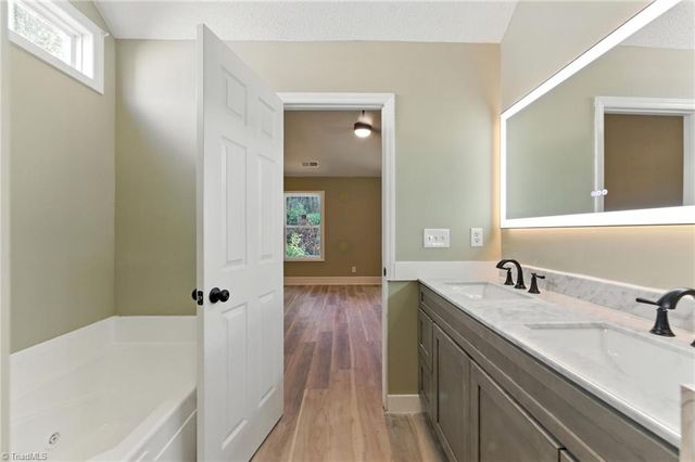 2105 Foggy Lane, High Point, NC 27265