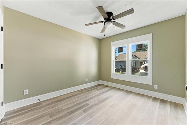 2105 Foggy Lane, High Point, NC 27265