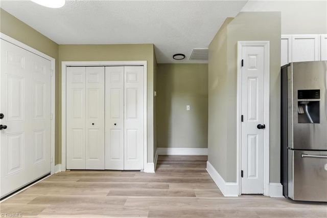 2105 Foggy Lane, High Point, NC 27265