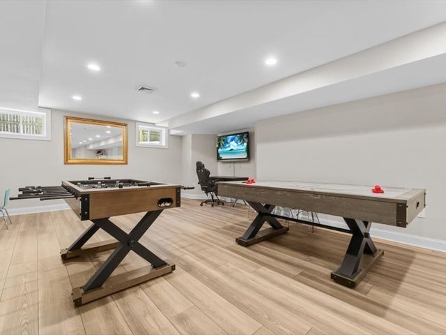 81 Fuller Street, Newton, MA 02468