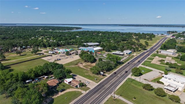 600 E Cedar Creek Parkway, Seven Points, TX 75143