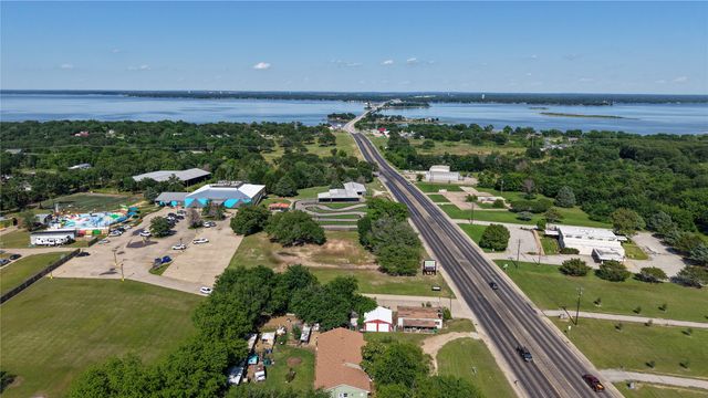 600 E Cedar Creek Parkway, Seven Points, TX 75143