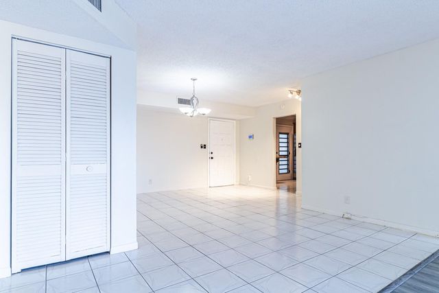 3280 Spanish Moss Terrace 307, Lauderhill, FL 33319