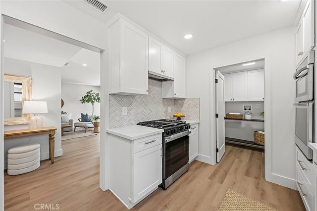 2703 Knoxville, Long Beach, CA 90815