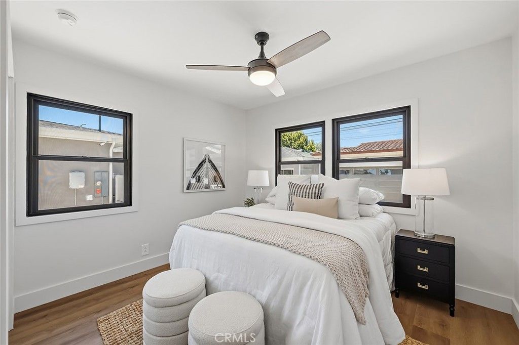 Image 19 of property listing at 2703 Knoxville, Long Beach, CA 90815