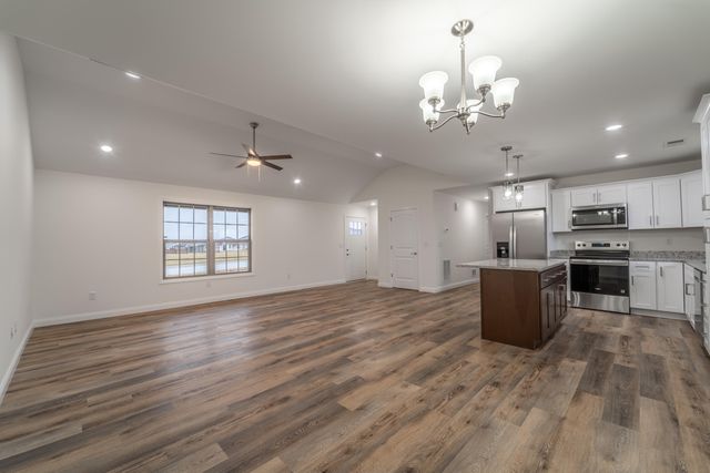 571 Middle Crk Way, Berea, KY 40403