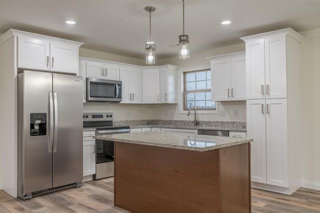 571 Middle Crk Way, Berea, KY 40403