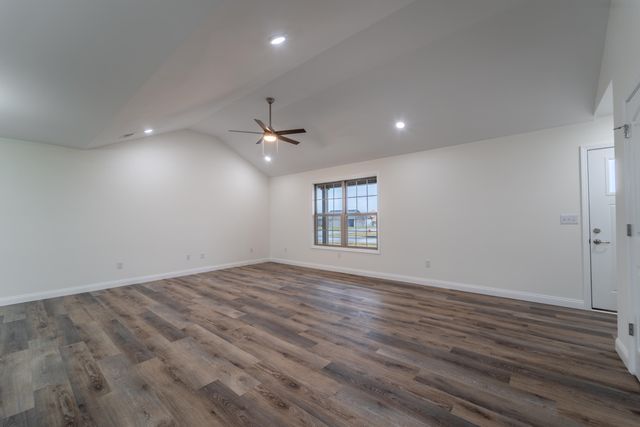 571 Middle Crk Way, Berea, KY 40403