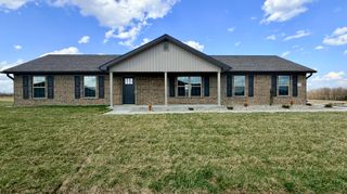 571 Middle Crk Way, Berea, KY 40403