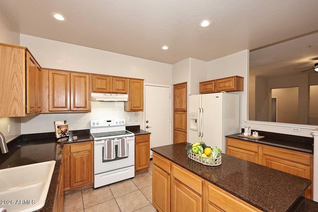 10859 E LE MARCHE Drive, Scottsdale, AZ 85255