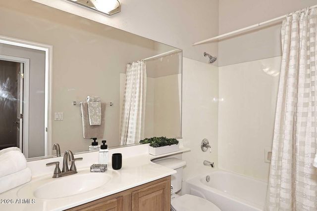 10859 E LE MARCHE Drive, Scottsdale, AZ 85255