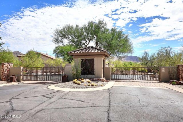 10859 E LE MARCHE Drive, Scottsdale, AZ 85255