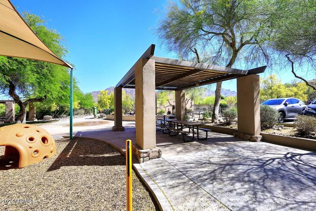 10859 E LE MARCHE Drive, Scottsdale, AZ 85255