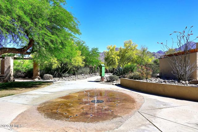 10859 E LE MARCHE Drive, Scottsdale, AZ 85255