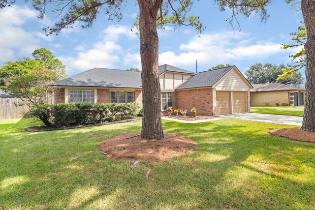 13402 Piney Oaks Drive, Houston, TX 77065