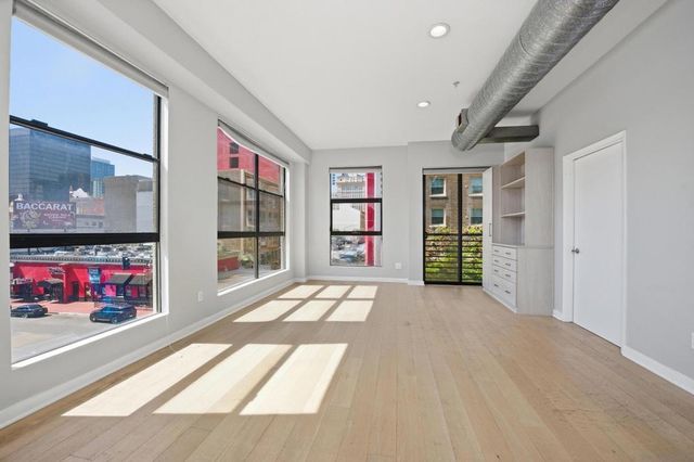 777 6th Ave 319, San Diego, CA 92101