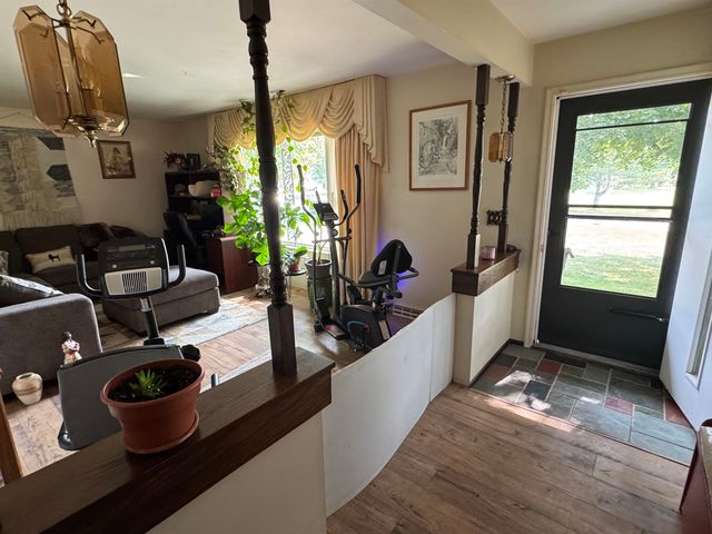 9090 Meadowland Drive, Grand Blanc, MI 48439