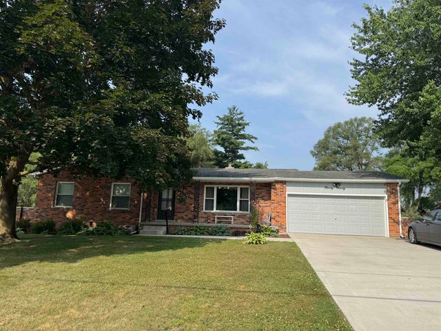 9090 Meadowland Drive, Grand Blanc, MI 48439