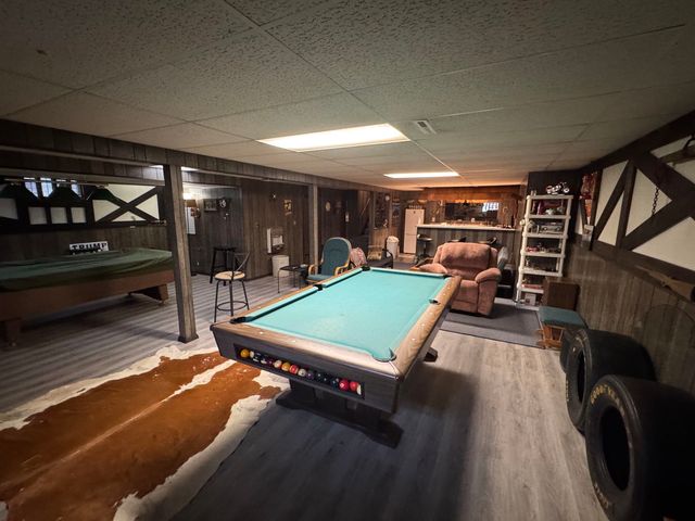 9090 Meadowland Drive, Grand Blanc, MI 48439