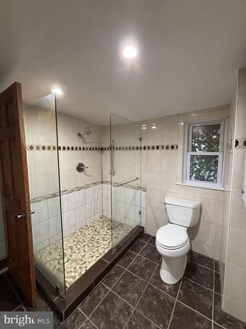 1613 LOMBARD ST, Philadelphia, PA 19146