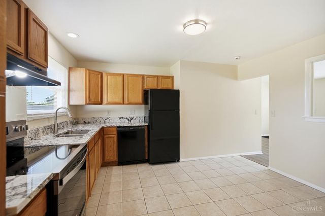 766 Hargrove Way, Forest Park, OH 45240