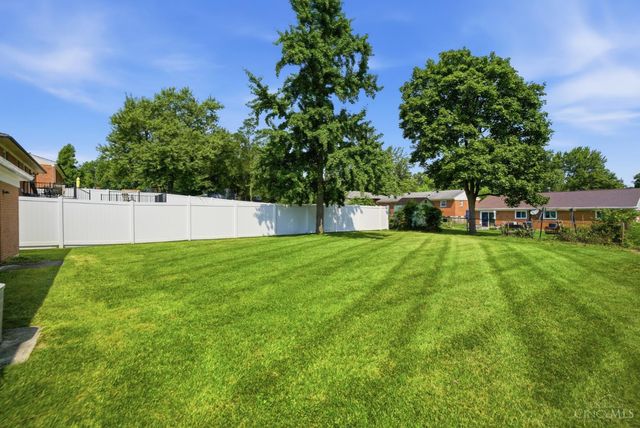 766 Hargrove Way, Forest Park, OH 45240