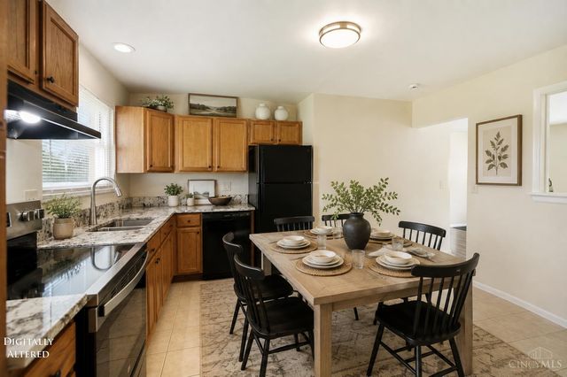 766 Hargrove Way, Forest Park, OH 45240