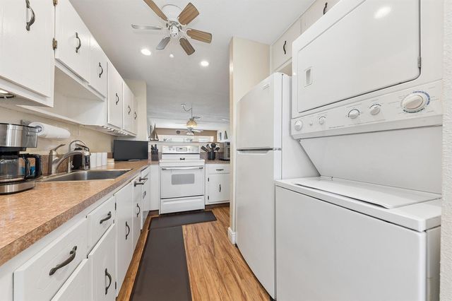 1060 Citrus Way 204, Delray Beach, FL 33445