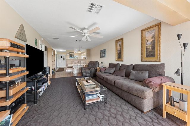 1060 Citrus Way 204, Delray Beach, FL 33445