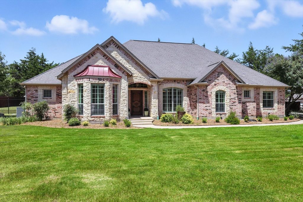 3641 Laura Court, Midlothian, TX 76065