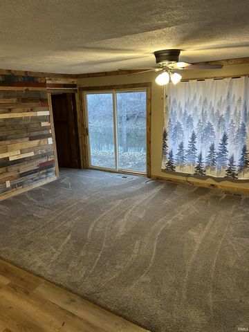 6024 N County Road 800 West, Yorktown, IN 47396