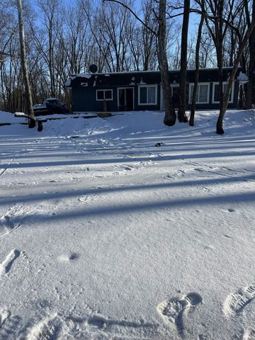 6024 N County Road 800 West, Yorktown, IN 47396