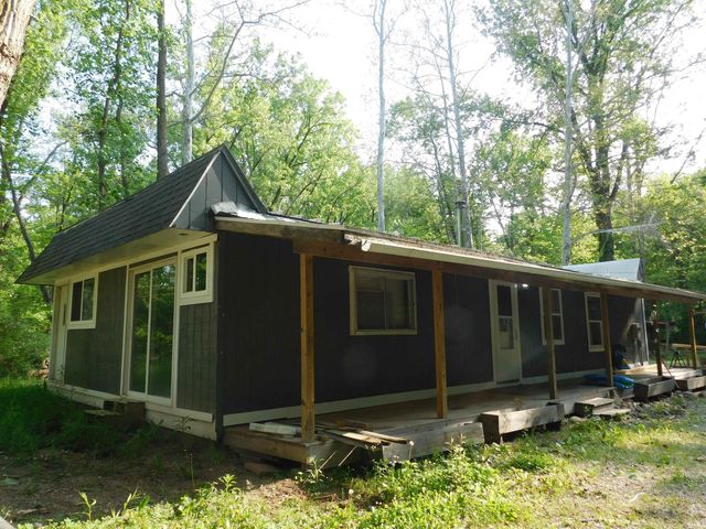 6024 N County Road 800 West, Yorktown, IN 47396