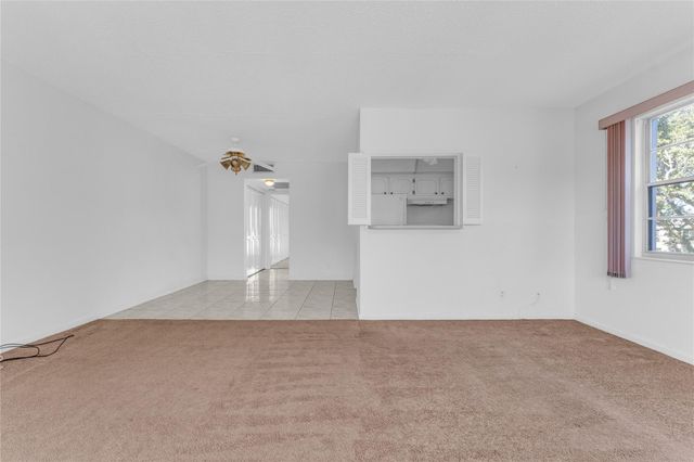 176 Westbury J 176, Deerfield Beach, FL 33442