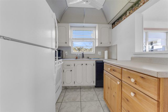 176 Westbury J 176, Deerfield Beach, FL 33442