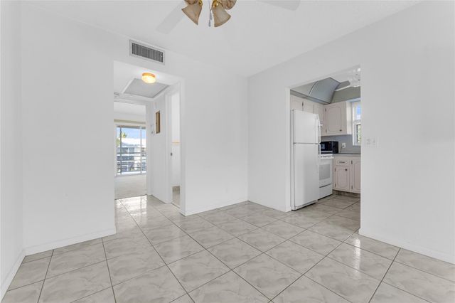 176 Westbury J 176, Deerfield Beach, FL 33442