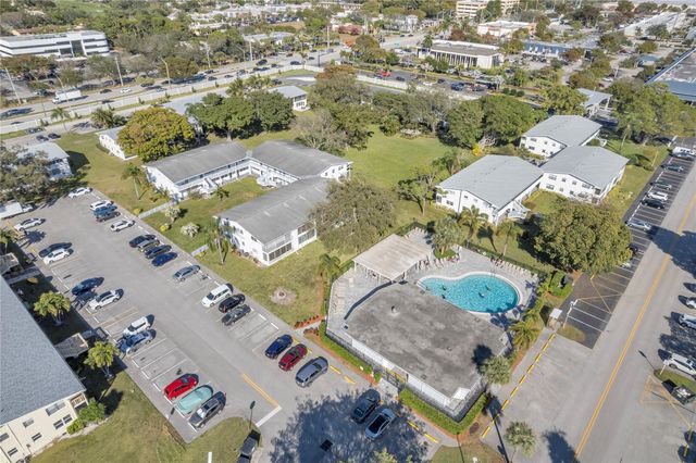 176 Westbury J 176, Deerfield Beach, FL 33442