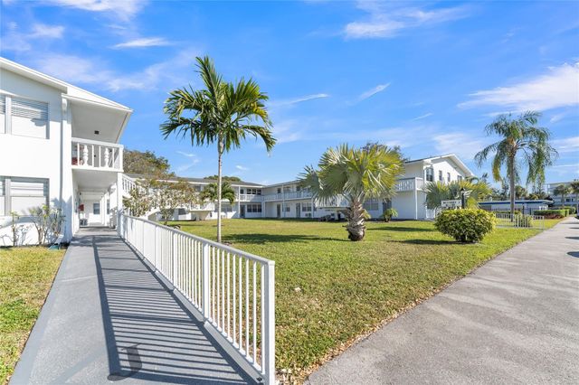 176 Westbury J 176, Deerfield Beach, FL 33442