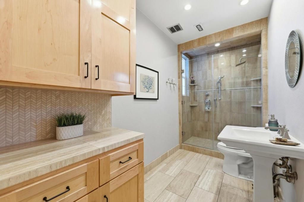 Image 21 of property listing at 1274 Magnolia Avenue, San Jose, CA 95126