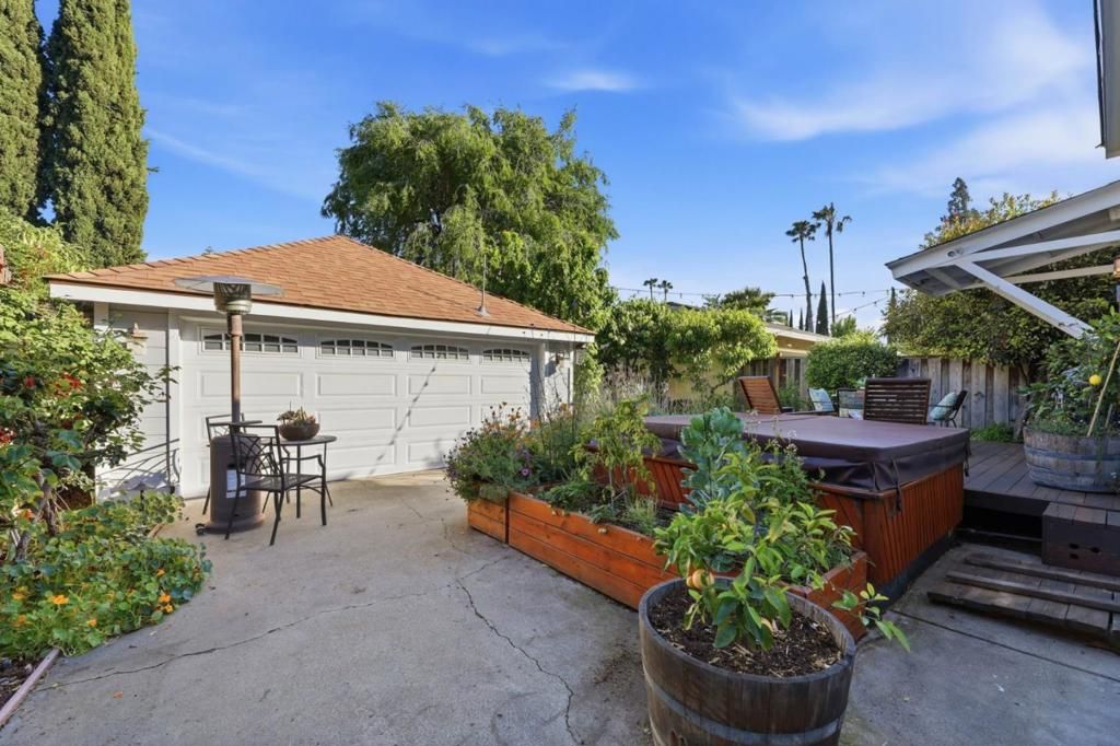 Image 25 of property listing at 1274 Magnolia Avenue, San Jose, CA 95126