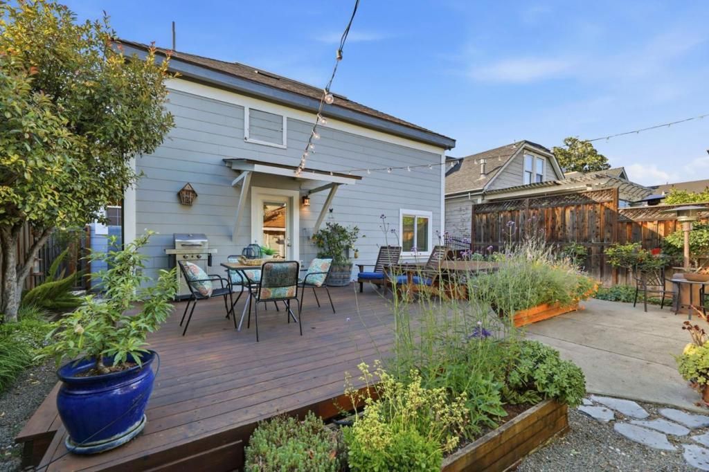 Image 26 of property listing at 1274 Magnolia Avenue, San Jose, CA 95126
