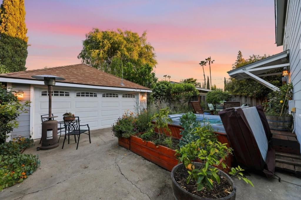 Image 33 of property listing at 1274 Magnolia Avenue, San Jose, CA 95126