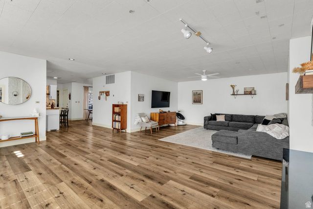 1876 W 13400 S, Riverton, UT 84065