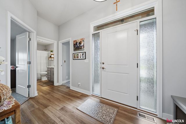7701 Jimmie Avenue, Lincoln, NE 68516