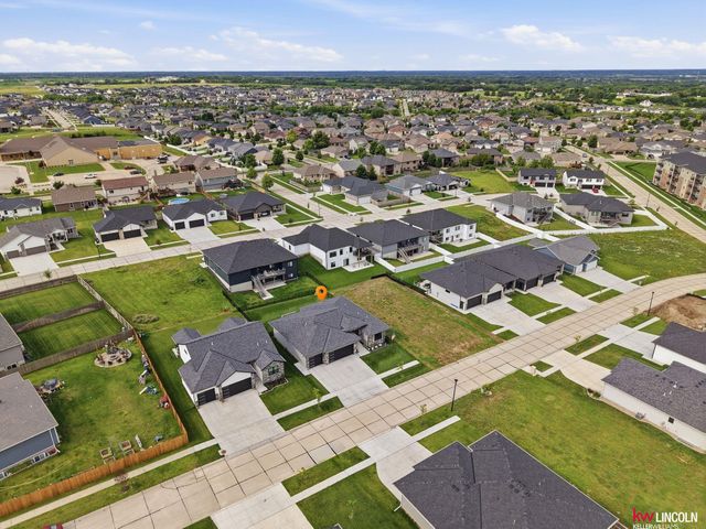 7701 Jimmie Avenue, Lincoln, NE 68516