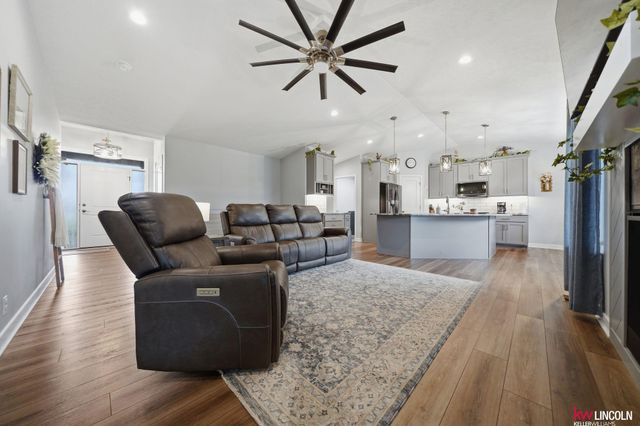 7701 Jimmie Avenue, Lincoln, NE 68516
