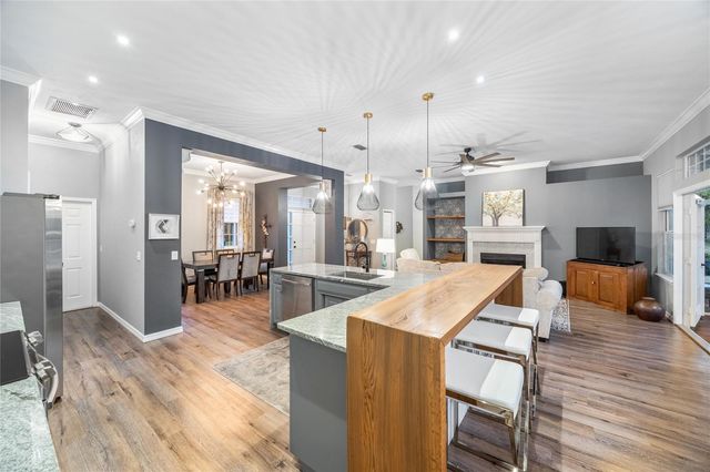 6818 NW 105TH AVENUE, Alachua, FL 32615