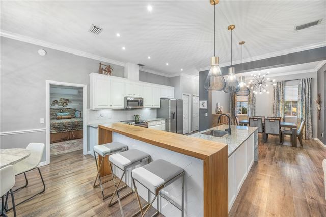 6818 NW 105TH AVENUE, Alachua, FL 32615