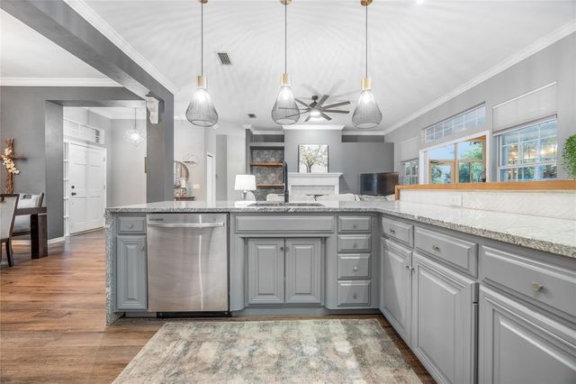 6818 NW 105TH AVENUE, Alachua, FL 32615