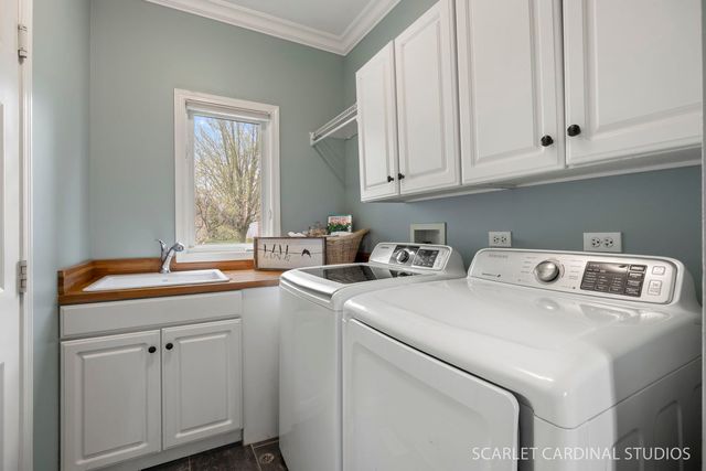 2412 Comstock Court, Naperville, IL 60564